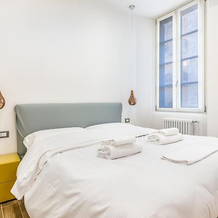 Milano Corso Genova 4Pax Wi-Fi Apartment Luaran gambar